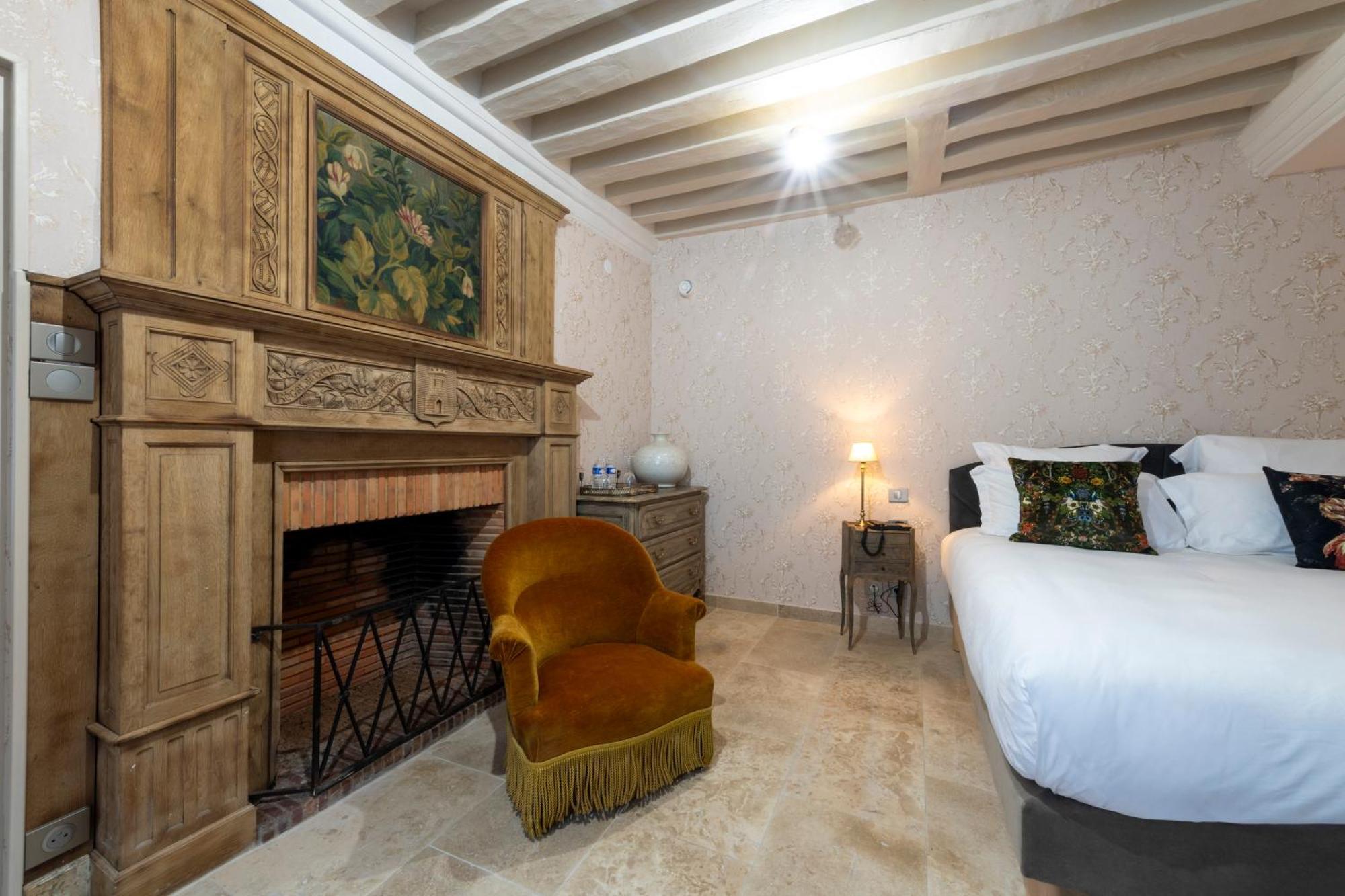 Hotel De La Poste Avallon Buitenkant foto